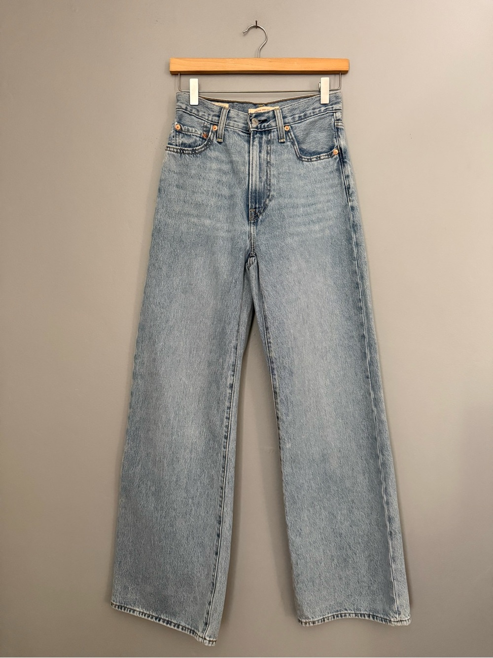 Levi’s Size 25 Ribcage Wide Leg Jeans - Picture 3 of 16